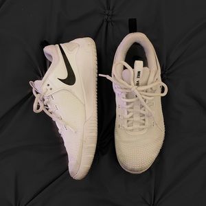 Nike Volleyball HyperAce 2 Shoes (Black and White)